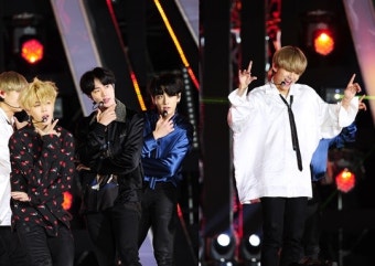 ‘성화봉송 축하 K팝콘서트’ 방탄소년단, ‘DNA’·‘불타오르네’로 강렬한 응원 전달