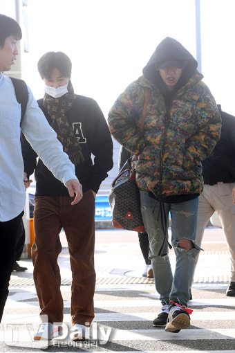 [TD포토] 엑소 수호-찬열 '첸백시와 따로 출국해요'