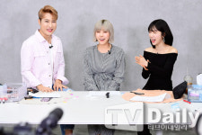 [TD포토] 김기수-이상지-퓨어디 화기애애한 생방 분위기