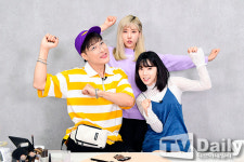 [TD포토] 개취뷰티 메이크업 설전, 무너지지 않는 체육대회 메이크업 편