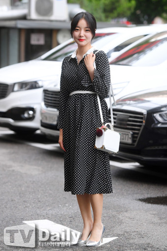 [TD포토] 문지인 '상큼한 레트로풍 도트 원피스'
