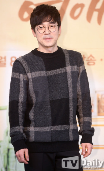 [TD포토] 이승준 '수줍음~'