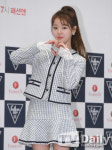[TD포토] '오마이걸 승희표 하트'