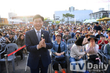 [TD포토] 김철우 군수, 보성 다향 대축제 함께해요~