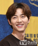 [TD포토] 송중기 이 미소 소장각