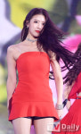[TD포토] 러블리즈 이미주 긴머리 찰랑이며~(케이월드 페스타)