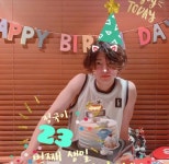 방탄소년단 정국, 생일 파티 포착 꾹이 생일 축하 [TD#]