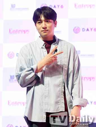 [TD포토] 데이식스 성진 '듬직한 외모'
