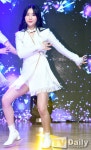 [TD포토] 아리아즈 여리 귀엽게~
