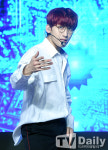 [TD포토] 이엔오아이 하민 돋보이는 뿔태안경