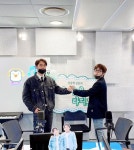 딘딘, 오빠네 라디오 마지막 녹화 인증샷 감사했다 [TD#]