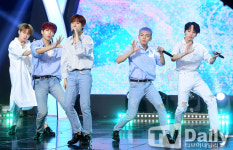 [TD포토] 다이스 완벽한 무대