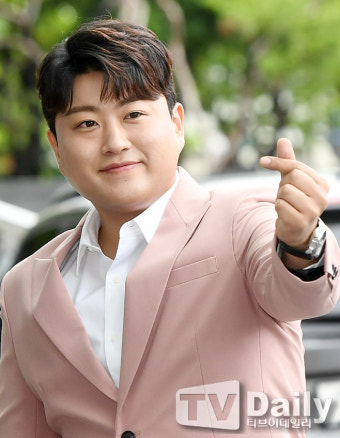 [TD포토] 김호중 '트바로티의 하트'