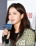 [TD포토] 노정의 벼랑 끝에 선 소녀