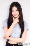 [TD포토] 스테이씨 아이샤 '브이~'