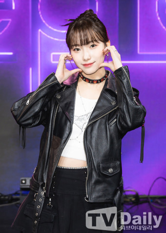 [TD포토] 케플러 서영은 '사랑스러운 볼 하트'