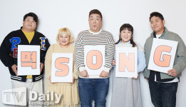 [TD포토] 먹SONG 프로젝트 시작합니다