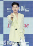 내 피 때문 헨리, 친중 논란 본질 외면한 해명 [이슈&톡]
