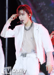 NCT 유타, 코로나19 확진 싱가포르 콘서트 불참 [전문]
