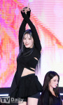 [TD포토] 프로미스나인 송하영 예쁨이 한가득