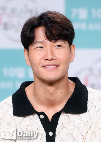 [TD포토] 김종국 '흐뭇한 미소'