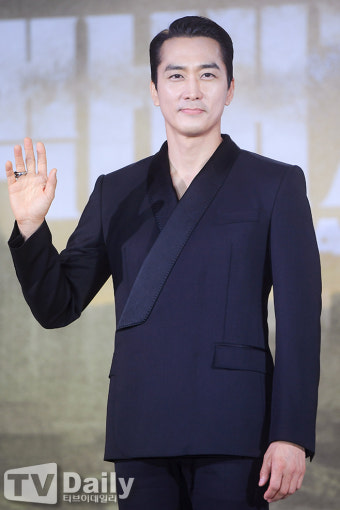 [TD포토+] 송승헌 '원조 한류 스타의 여유'
