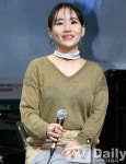 가수 조현아, 매니저와 새 회사 설립…1억 대 차 선물