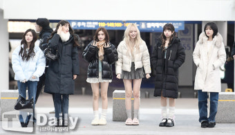 [TD포토] 아이브 '중국으로 출국'