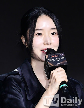'기생수: 더 그레이' 이정현 
