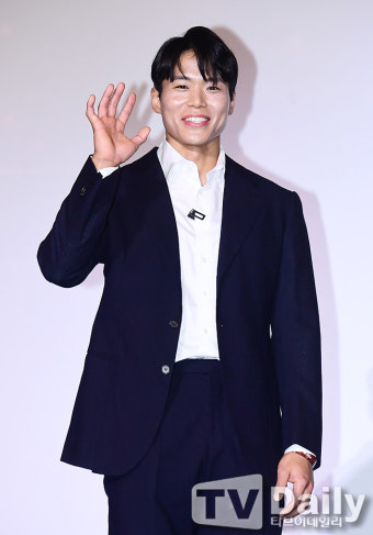 [TD포토] 아모띠 '피지컬:100 시즌2 우승자 미소'