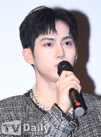 [TD포토] 드리핀 황윤성 '훈훈한 외모'