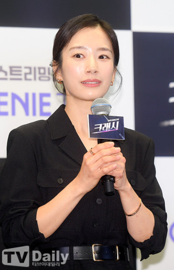 [TD포토] 곽선영 '카액션 찍다가 폐차 시켰어요'
