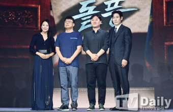 [TD포토] '돌풍' 넷플릭스에서 만나요