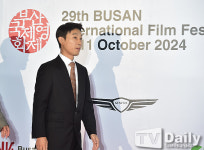 [TD포토] 더이앤엠 신환률 대표 BIFF 참석