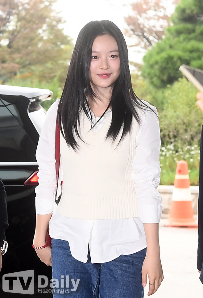 뉴진스 총괄 프로듀서, 민희진 어도어 전 대표와 고용부 의혹 논란 번지며 논쟁 확대 중