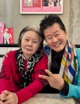 태진아, '300억' 차익 빌딩 매물로 내놨다… 아내 위한 헌신 진행중