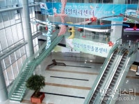 성남 호화청사 가보니, 번쩍번쩍 화장실에 샤워실까지