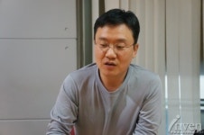 역경을 이겨내고 다시 일어선 크리엔트, 블리츠2로 유저들과 소통을 준비하다