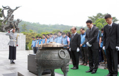 신한銀, 현충원 자원봉사