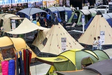 [에너지경제 포토] 텐트하나 장만해볼까?