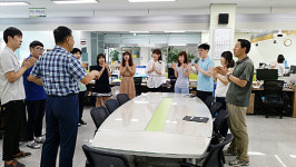 오산시 신장동주민센터, 앞서가는 친절교육 환한 웃음으로 시작