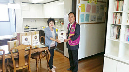 발안라이온스클럽, ‘로뎀의집’에 아동도서 전달