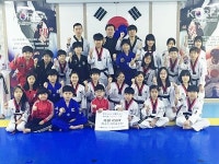 경희대석사 비룡태권도, 철산3동에 사랑의 라면트리 기부