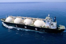 한국은 호구? 가스공사, 중국보다 15만원 비싸게 LNG 들여와