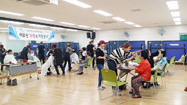 오산시 중앙동, 미용봉사 및 장수사진 찍어주기 행사 개최