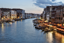 물 위의 도시 베네치아, 온난화로 100년내 사라진다