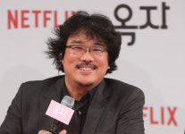 봉준호 ‘옥자’ 칸 진출, 두렵기도 하다…국내 개봉은 6월29일