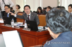 법사위 국감 파행...이헌 대한법률구조공단 이사장 과거 행보 논란