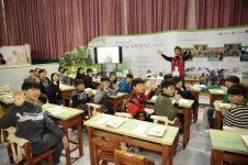 LG화학, 과학꿈나무 위한 ‘재미있는 화학놀이터’ 개최