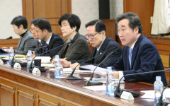 정부, 구제역 대비 2주간 가축시장 폐쇄, 전국 어미돼지 백신접중